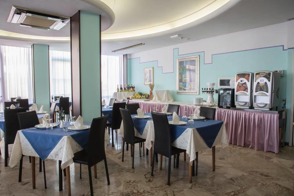 Hotel Mirage Bellaria-Igea Marina Dış mekan fotoğraf
